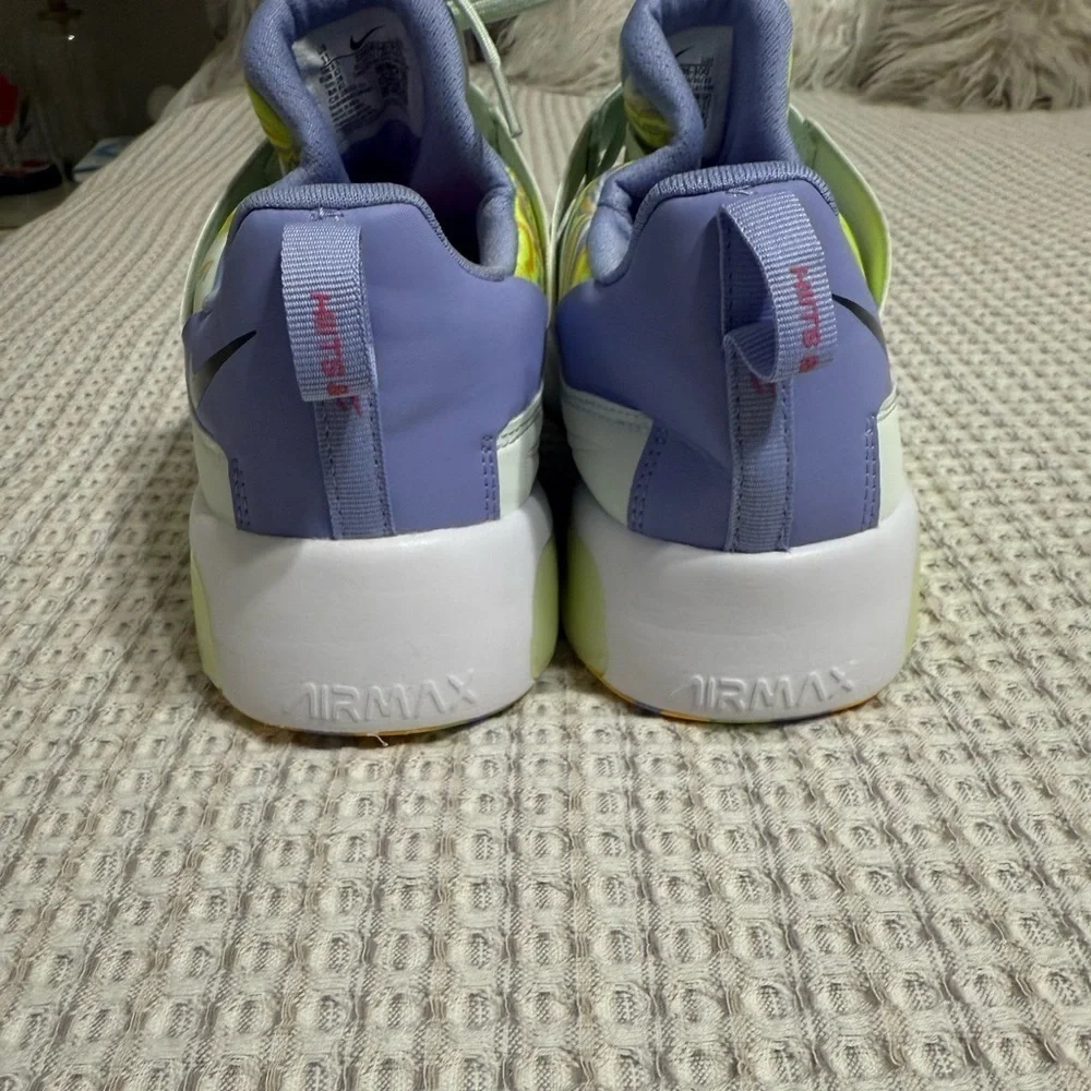 Nike Air Max Bella TR 5 Low